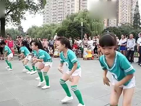 优酷网广场舞小苹果_优酷网小苹果儿童舞_优